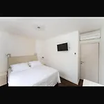 Apartment Deluxe With Garage, Zadar