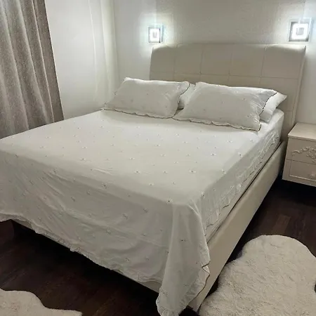 Apartamento Deluxe With Garage,